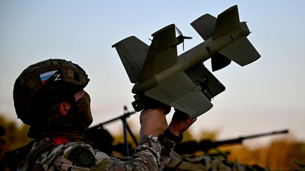 Боевое дежурство пункта воздушного наблюдения БАРС Курск на Сумском направлении СВО - Sputnik Беларусь