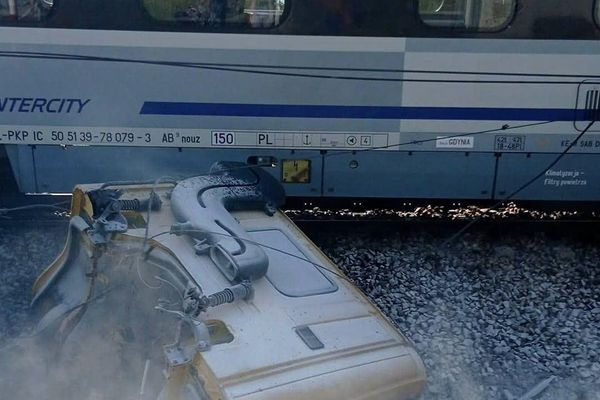Место схода поезда с рельсов