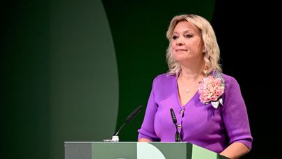 Брифинг Захаровой на фестивале молодежи в Екатеринбурге – трансляция