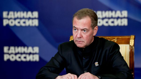 Зампред Совбеза РФ Дмитрий Медведев провел совещание с секретарями региональных отделений партии Единая Россия - Sputnik Беларусь