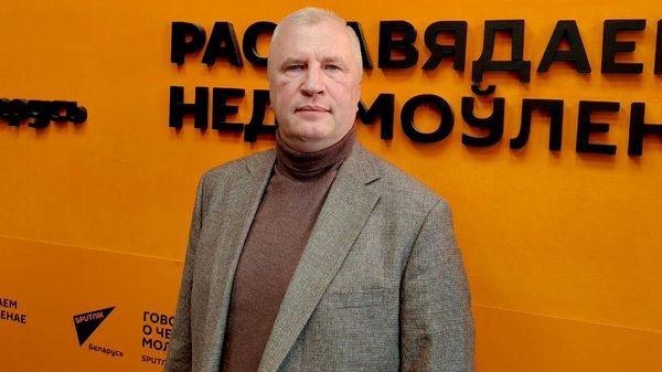 Профит до 60% от контракта: Левчук об отмывании денег на украинском конфликте - Sputnik Беларусь