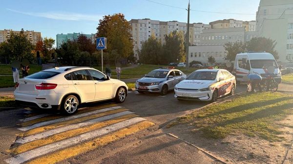 Место ДТП на ул. Кунцевщина - Sputnik Беларусь