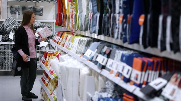 В текстильном магазине - Sputnik Беларусь