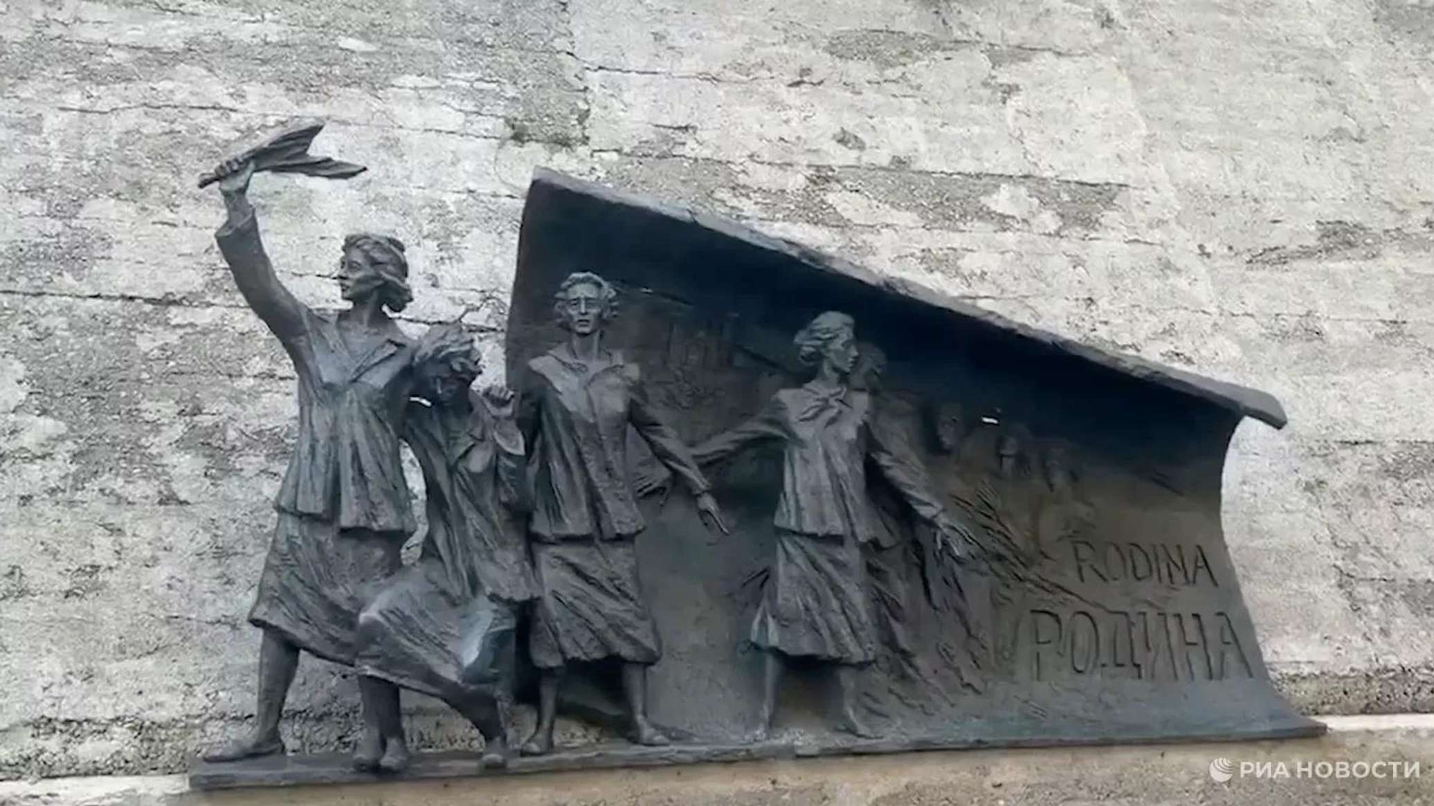 Фото Девушки В Нижнем Белье Без Головы Фото Девушки В Нижнем Белье Без Головы