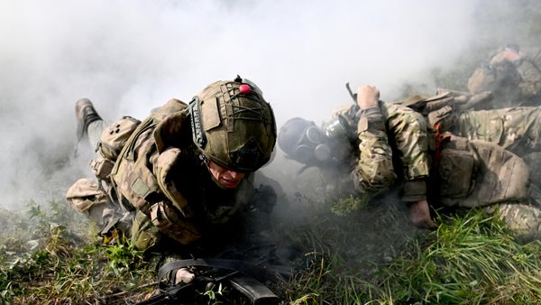 Занятия по тактической медицине военнослужащих 83 ОДШБр группировки Север на Сумском направлении СВО - Sputnik Беларусь