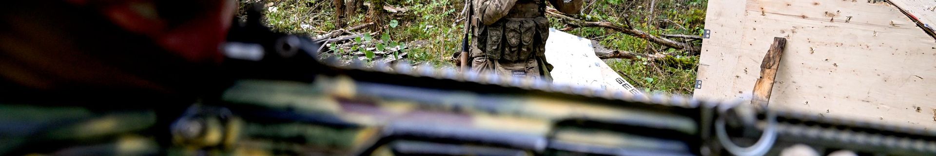 Боевое слаживание военнослужащих 83-й ОДШБр группировки войск Север на Сумском направлении СВО - Sputnik Беларусь, 1920