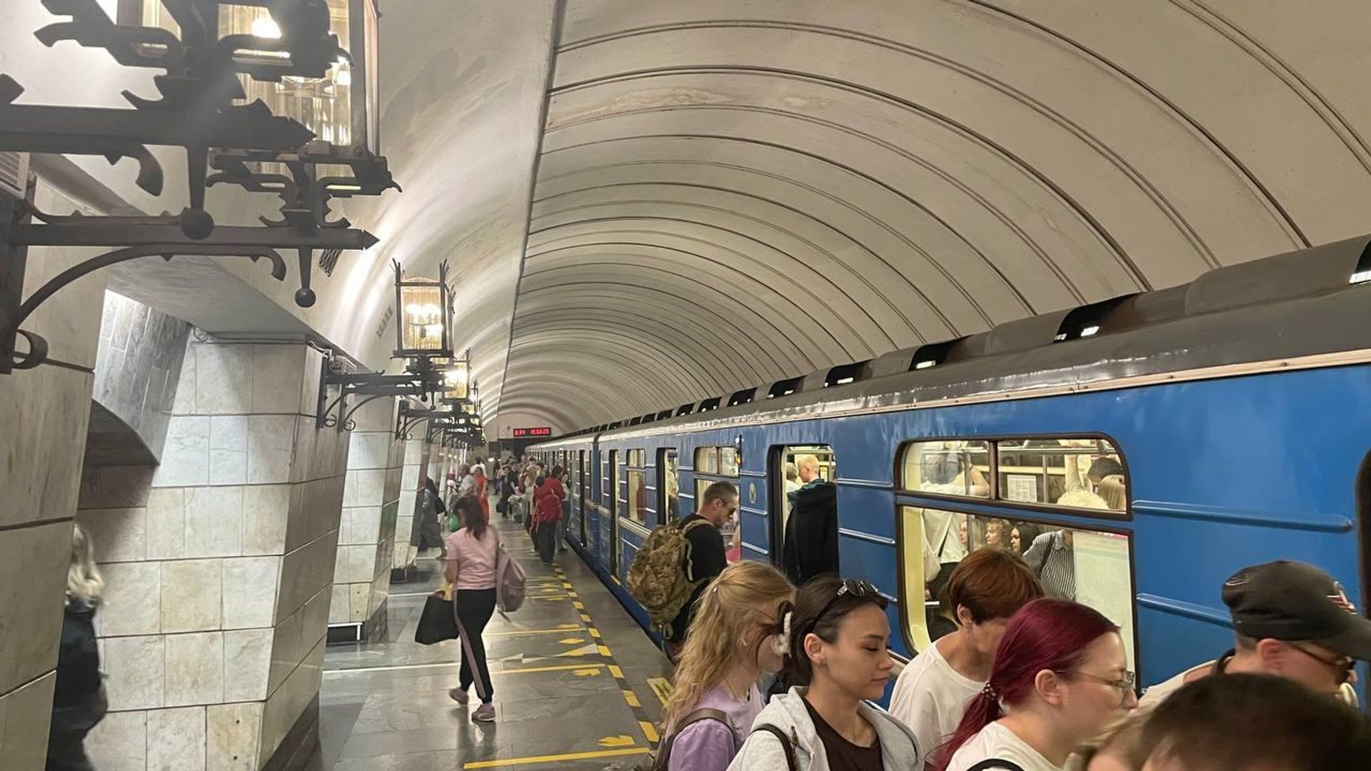 Метрополитен Екатеринбурга открыл двери для пассажиров 27 апреля 1991 года Метрополитен Екатеринбурга открыл двери для пассажиров 27 апреля 1991 года - Sputnik Беларусь, 1920, 02.10.2026
