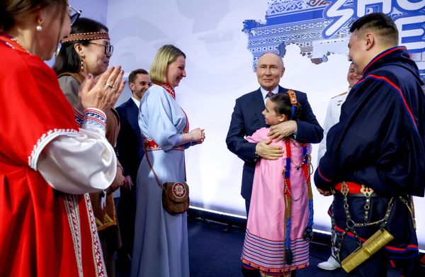 Президент Владимир Путин встретился с представителями коренных малочисленных народов России - Sputnik Беларусь
