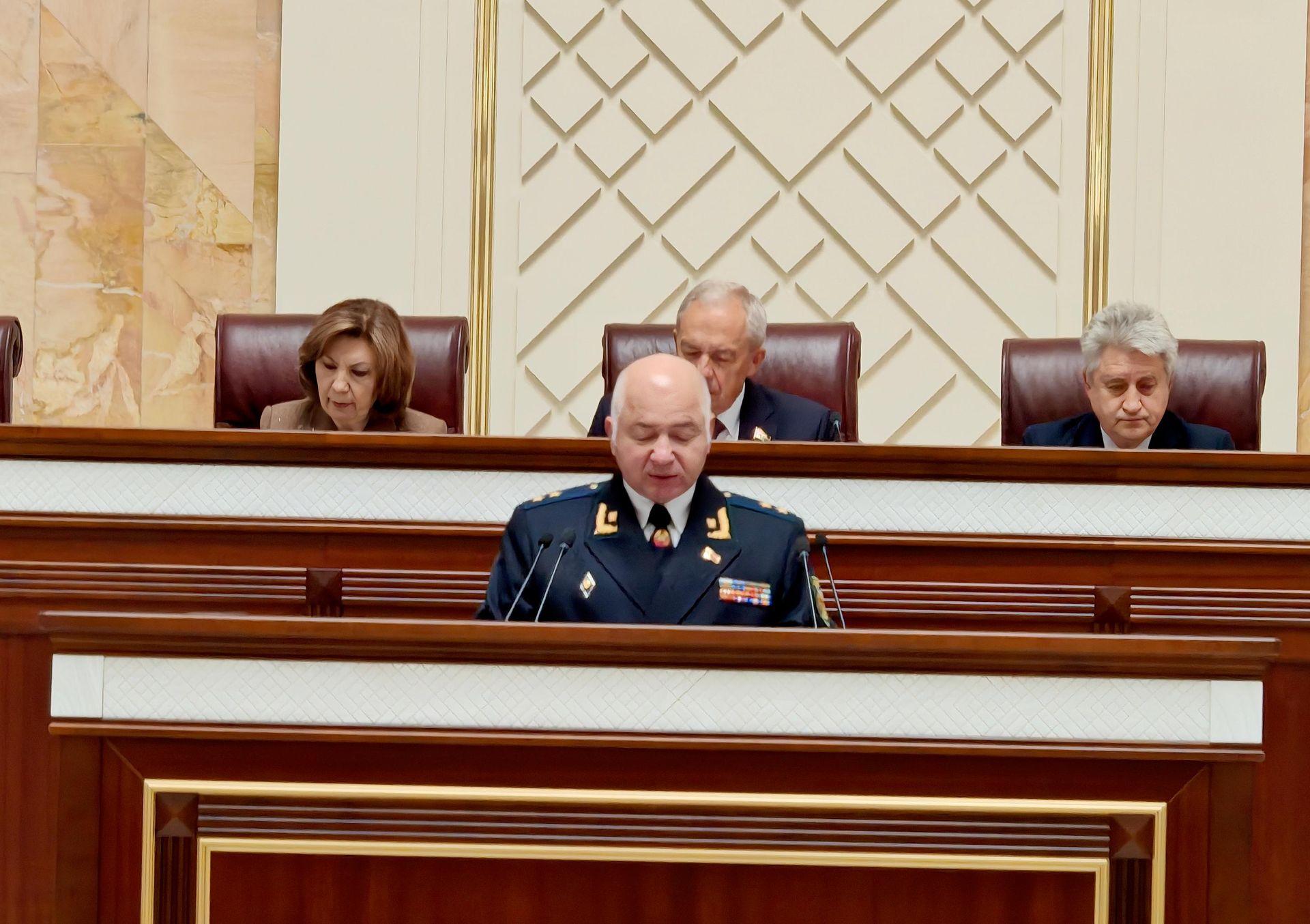Генпрокурор Беларуси Дмитрий Гора выступает на Совместном заседании Палаты представителей и Совета Республики Национального собрания Беларуси - Sputnik Беларусь, 1920, 07.10.2026