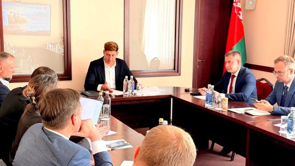 Круглый стол Потенциал Союзного государства в сфере экспорта образования - Sputnik Беларусь
