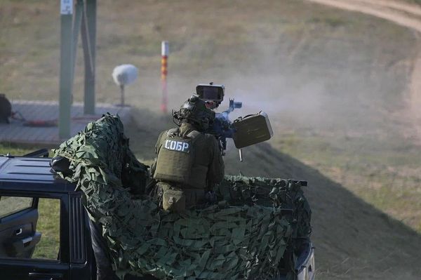 Стральба з пікапаў з буйнакалібернай зброі - Sputnik Беларусь