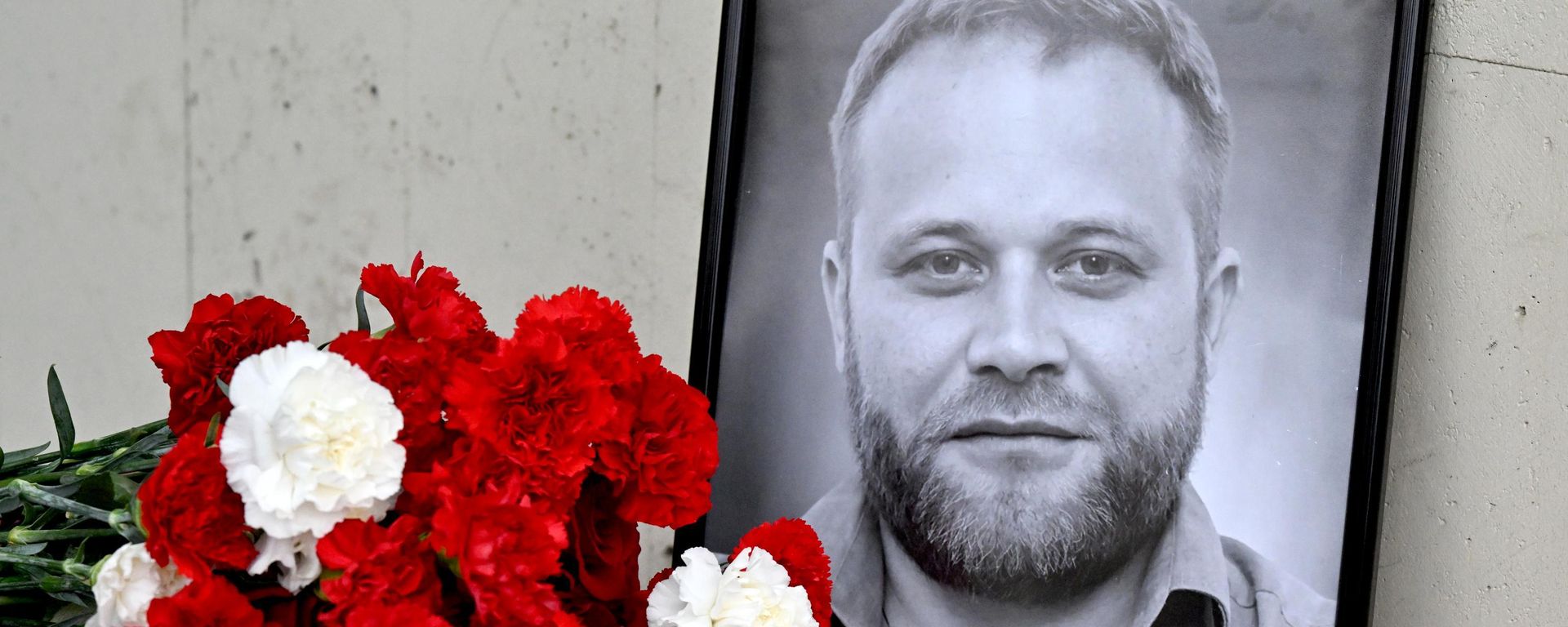 Мемарыяльную дошку ў памяць аб ваенкоры Іване Зуеве адкрылі ў Маскве – відэа - Sputnik Беларусь, 1920, 16.10.2026