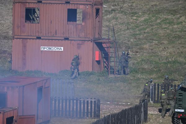 Учения миротворцев стран ОДКБ на полигоне Лосвидо - Sputnik Беларусь