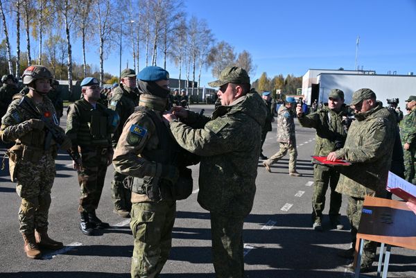 Учения миротворцев стран ОДКБ на полигоне Лосвидо - Sputnik Беларусь