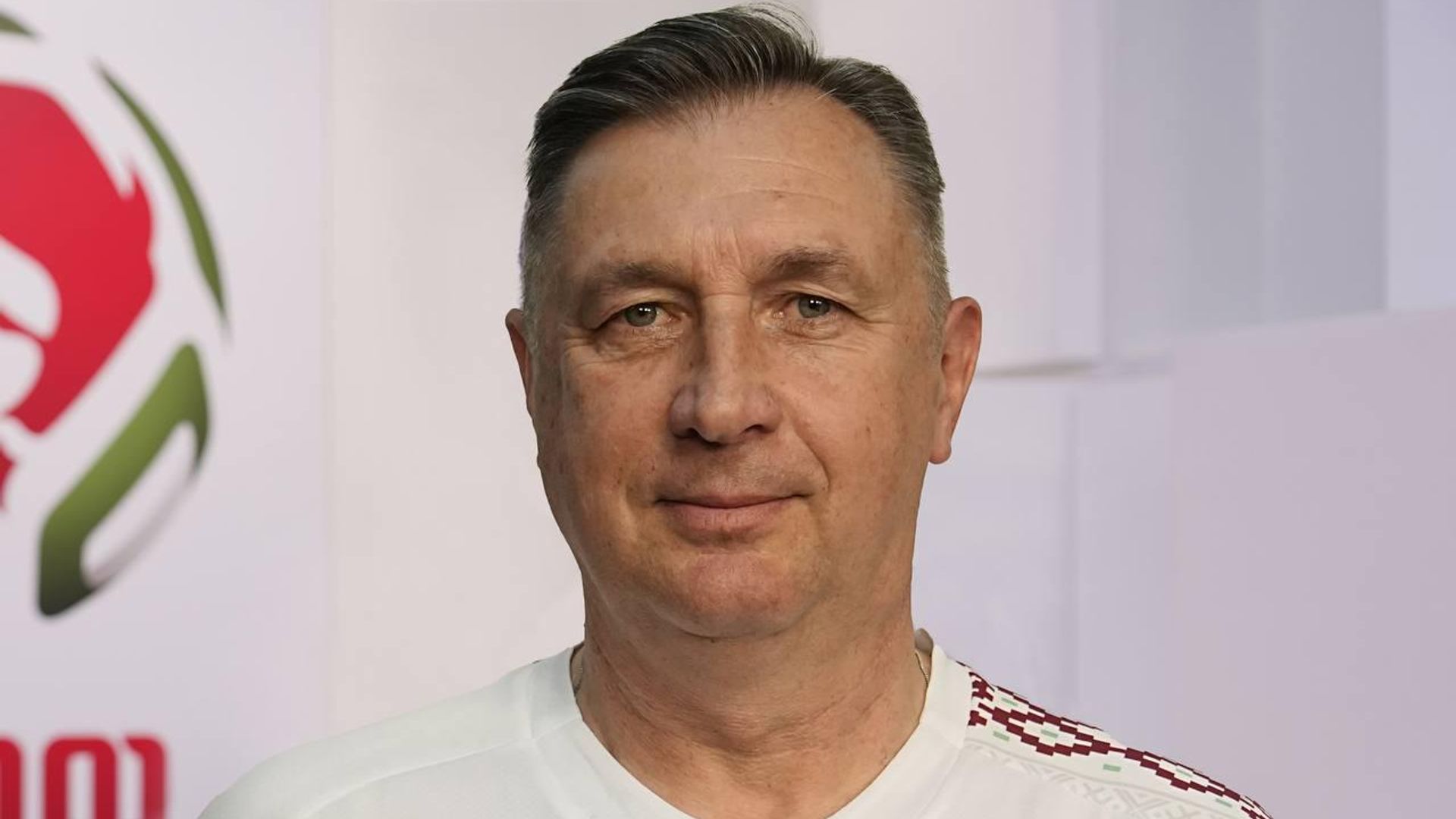 Бывший главный тренер молодежной сборной Беларуси по футболу Виталий Павлов Бывший главный тренер молодежной сборной Беларуси по футболу Виталий Павлов - Sputnik Беларусь, 1920, 21.10.2026