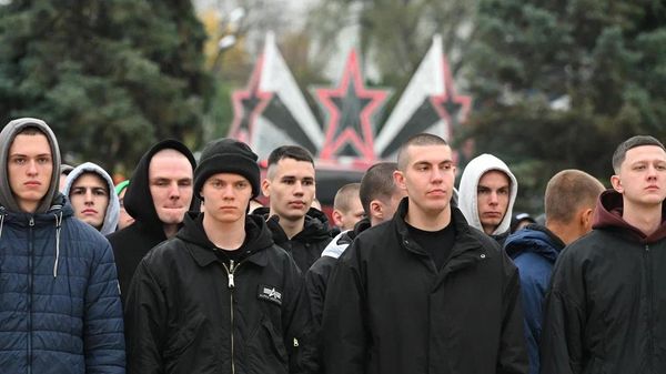 Адпраўка навабранцаў у войскі - Sputnik Беларусь