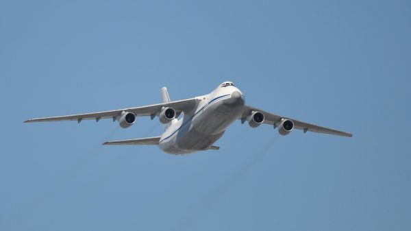 Тяжелый дальний транспортный самолет АН-124-100 Руслан  - Sputnik Беларусь