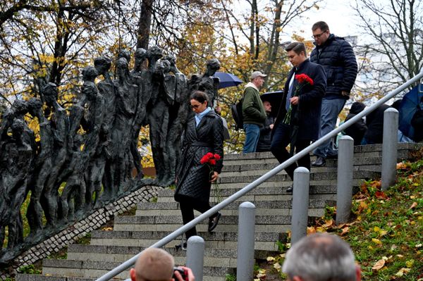 Память узников Минского гетто почтили на мемориале Яма Память узников Минского гетто почтили на мемориале Яма - Sputnik Беларусь