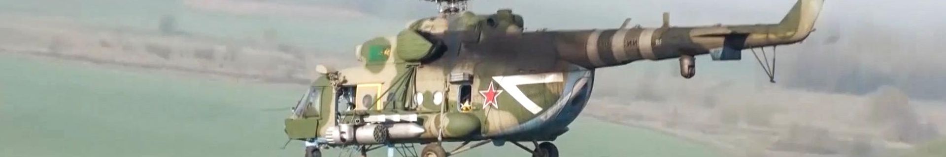 Патрулирование вертолетами Ми-8 колонн российской техники на Украине - Sputnik Беларусь, 1920, 19.02.2022