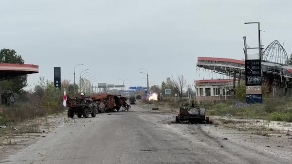 Российские саперы проводят разминирование в районе города Алешки Херсонской области - Sputnik Беларусь