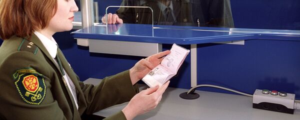 Паспортный контроль в аэропорту Внуково, архивное фото - Sputnik Беларусь