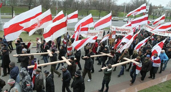 Белорусская оппозиция провела в воскресенье в Минске уличную акцию - Sputnik Беларусь