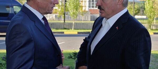 Генеральный секретарь ОДКБ Николай Бордюжа беседует с президентом Беларуси Александром Лукашенко, архивное фото Генеральный секретарь ОДКБ Николай Бордюжа беседует с президентом Беларуси Александром Лукашенко, архивное фото - Sputnik Беларусь