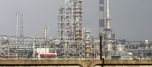 Нафтаперапрацоўчы завод і нафтаправод Дружба Нафтаперапрацоўчы завод і нафтаправод Дружба - Sputnik Беларусь