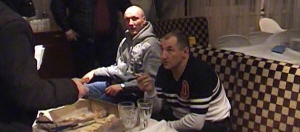 Криминальные авторитеты Павел Алексиевич по кличке Паша Паштет (слева) и Константин Борисов по кличке Костыль, архивное фото Криминальные авторитеты Павел Алексиевич по кличке Паша Паштет (слева) и Константин Борисов по кличке Костыль, архивное фото - Sputnik Беларусь