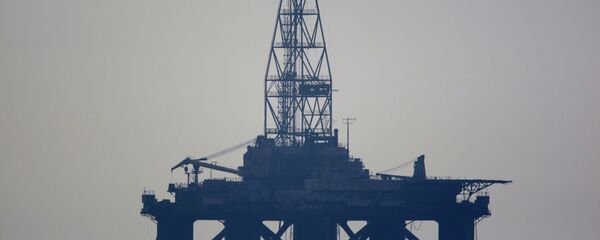 Нефтяная платформа в Каспийском море - Sputnik Беларусь