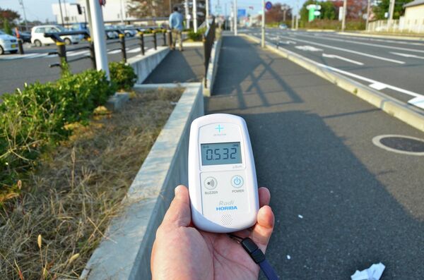 Измерение уровня радиации в японской Фукусиме - Sputnik Беларусь