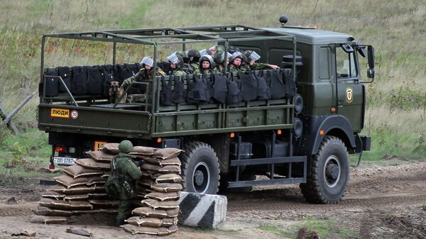 Учения вооруженных сил России и Беларуси  Запад-2013 - Sputnik Беларусь