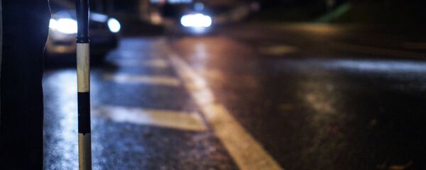 Сотрудник ГАИ на дороге - Sputnik Беларусь