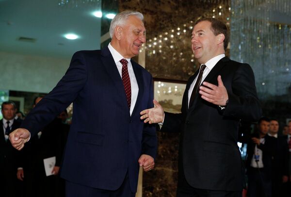 Д.Медведев принял участие в заседании Совета глав правительств СНГ - Sputnik Беларусь