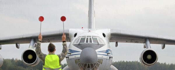 Транспортный самолет ИЛ-76 - Sputnik Беларусь