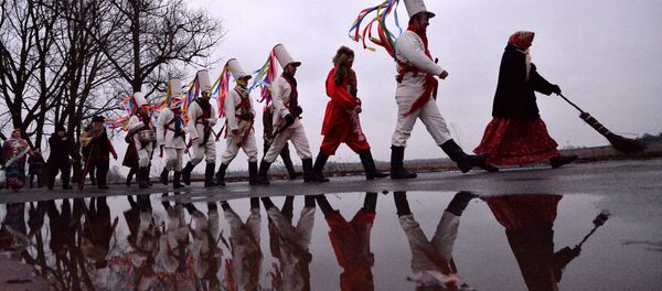 Старадаўні беларускі народны абрад Калядныя цары - Sputnik Беларусь
