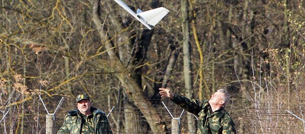 Беспілотны лятальны апарат для маніторынгу абстаноўкі на беларуска-польскай мяжы - Sputnik Беларусь
