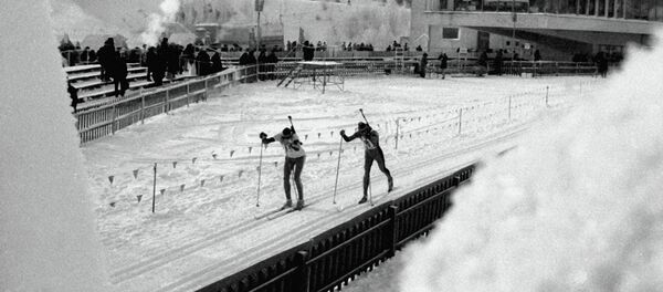 Участники соревнований кубка мира по биатлону - Sputnik Беларусь