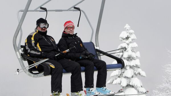 Дмитрий Медведев и Александр Лукашенко, архивное фото Дмитрий Медведев и Александр Лукашенко, архивное фото - Sputnik Беларусь