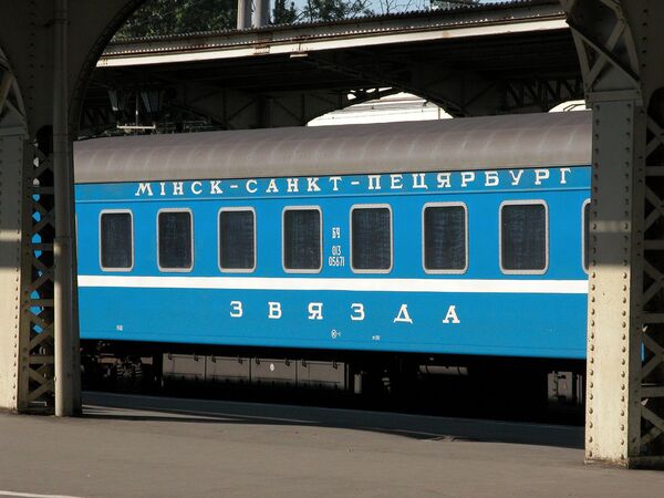 Фирменный поезд Звезда - Sputnik Беларусь