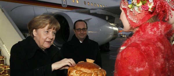Меркель и Оланд прилетели в Минск - Sputnik Беларусь