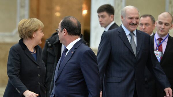 Лукашенко провожает участников нормандской четверки - Sputnik Беларусь