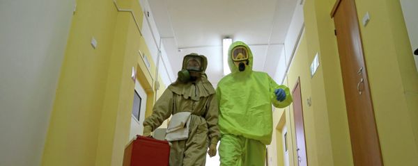 Отработка действий на случай поступления больных, инфицированных Эболой Отработка действий на случай поступления больных, инфицированных Эболой - Sputnik Беларусь