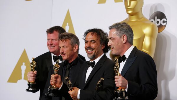 Фильм Бердмэн получил Оскар как лучший фильм, а также за лучший сценарий и режиссуру - Sputnik Беларусь