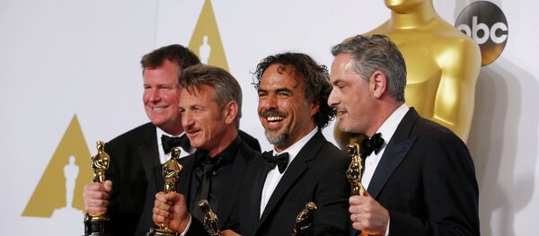 Фильм Бердмэн получил Оскар как лучший фильм, а также за лучший сценарий и режиссуру - Sputnik Беларусь