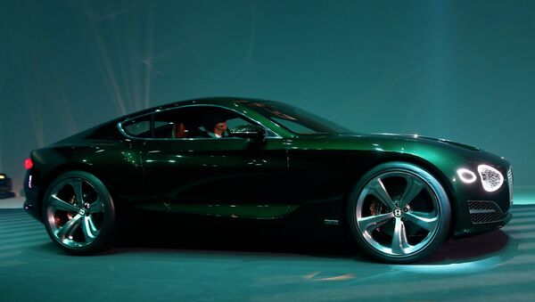 Bentley EXP 10 Speed 6 на автосалоне в Женеве - Sputnik Беларусь