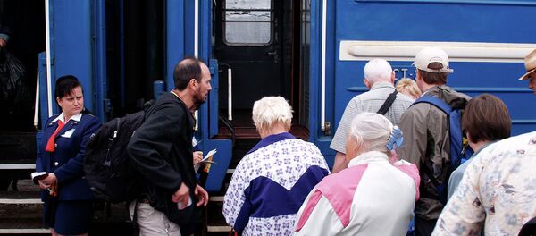 Пасадка пасажыраў на цягнік беларускай чыгункі - Sputnik Беларусь