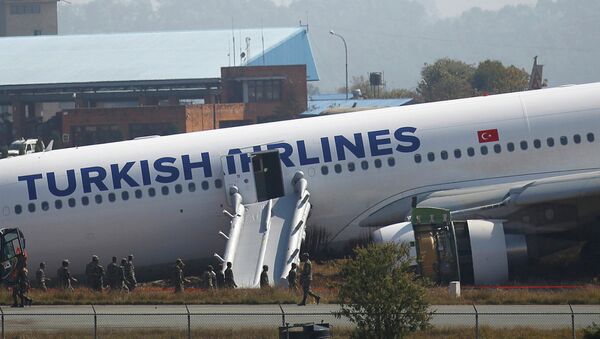 Инцидент с самолетом Turkish Airlines в Непале - Sputnik Беларусь