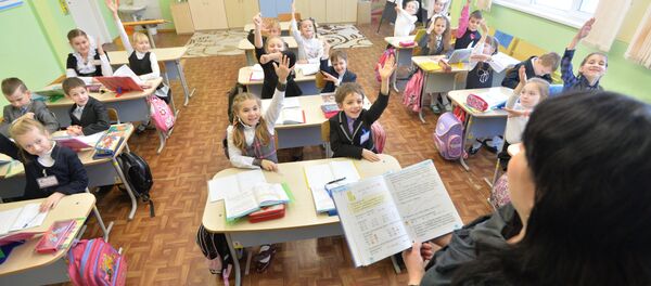На занятках у школе, архіўнае фота На занятках у школе, архіўнае фота - Sputnik Беларусь
