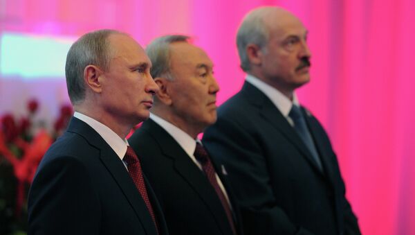 Владимир Путин, Нурсултан Назарбаев и Александр Лукашенко - Sputnik Беларусь